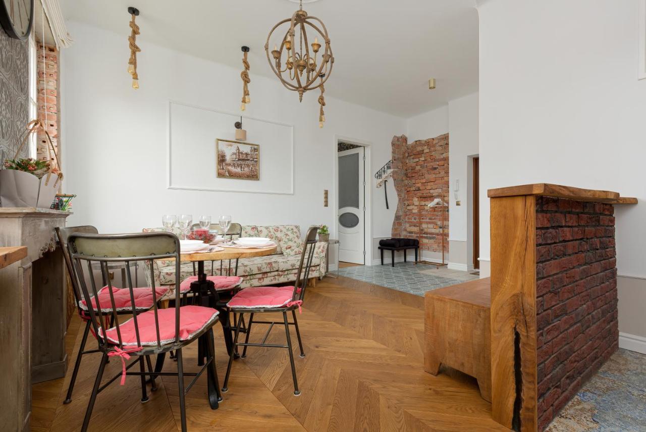 Apartment On The Warsaw Square By Noclegi Renters Extérieur photo
