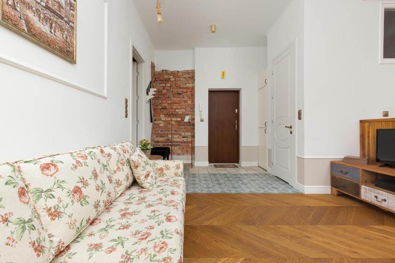 Apartment On The Warsaw Square By Noclegi Renters Extérieur photo