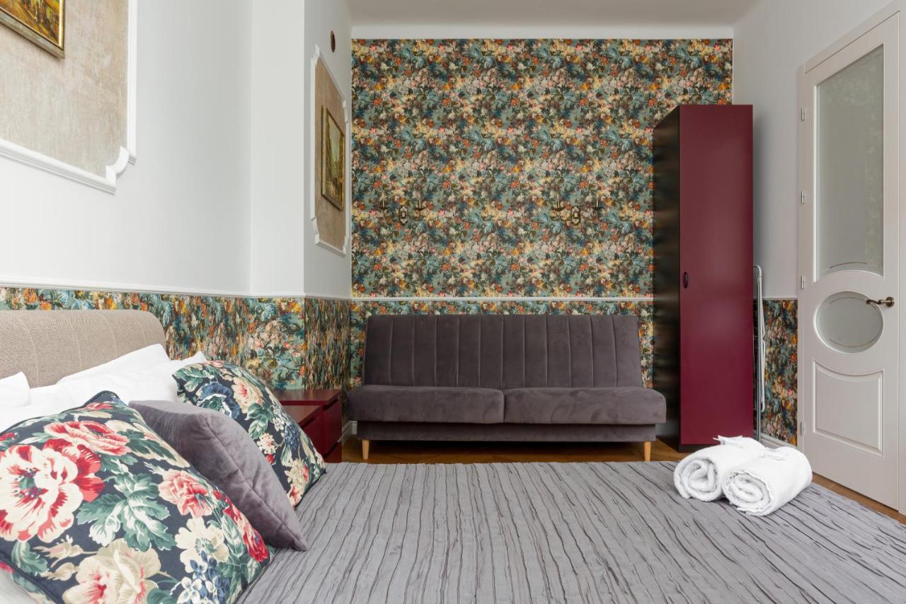 Apartment On The Warsaw Square By Noclegi Renters Extérieur photo